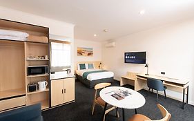 Glenelg Motel