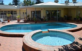 Glenelg Motel